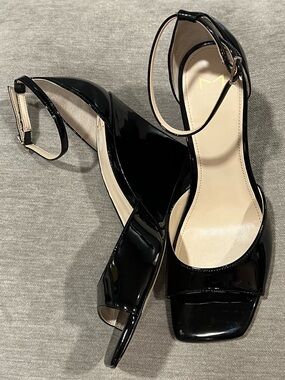 Marc Fisher Women's Camira Square Toe Wedge Heel Sandals Black Size 8.5